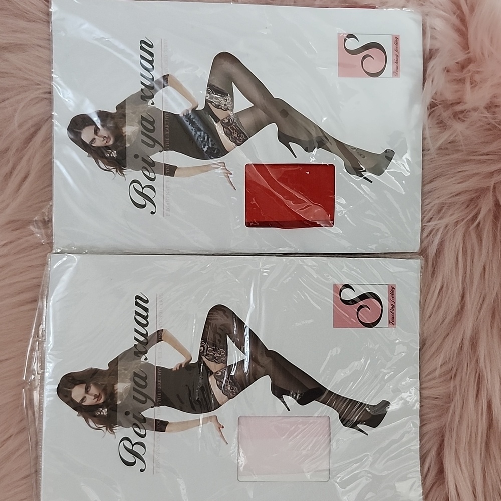 Brand New BEI YA XUAN STAY-UP LACE THIGH-HI Stockings-2CT
